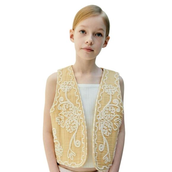 ZARA Kids | Ecru | FLORAL EMBROIDERED VEST - Picture 5 of 8